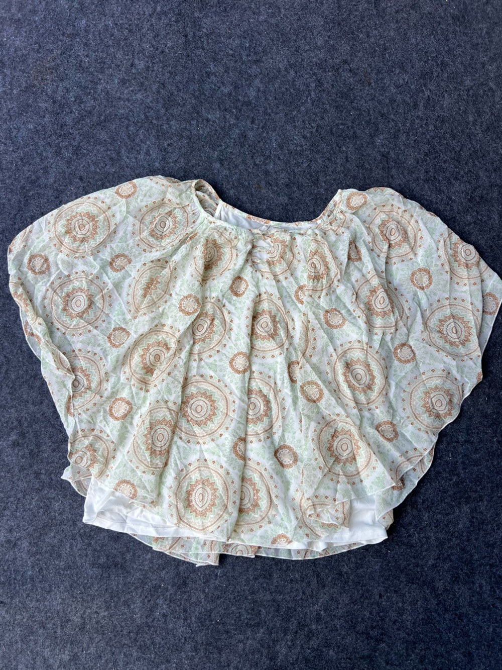 Cato circular mandala medallion pattern blouse